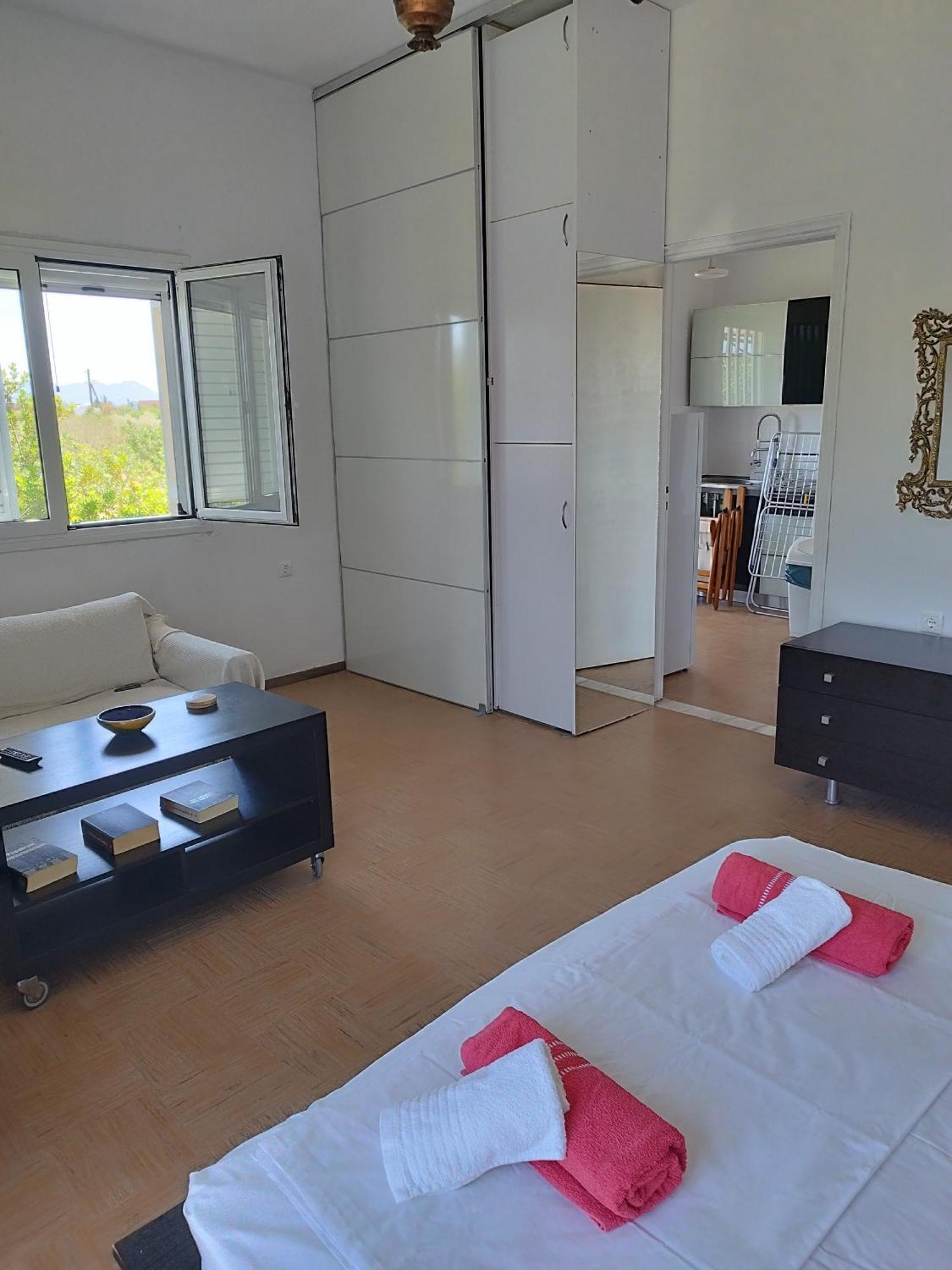 Solmar Aegina With Private Pool - Jacuzzi Διαμέρισμα Khloi Εξωτερικό φωτογραφία